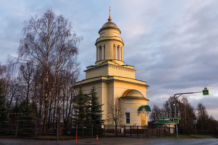 Церковь Троицы Живоначальной в селе Ершово Одинцовского округа