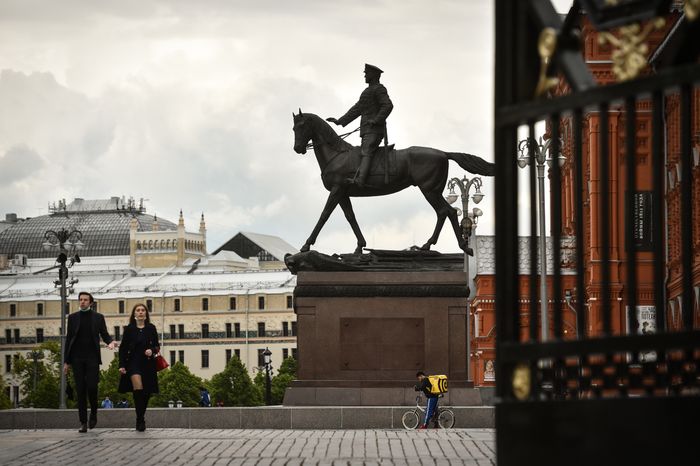 Повседневная жизнь в Москве в период цветения