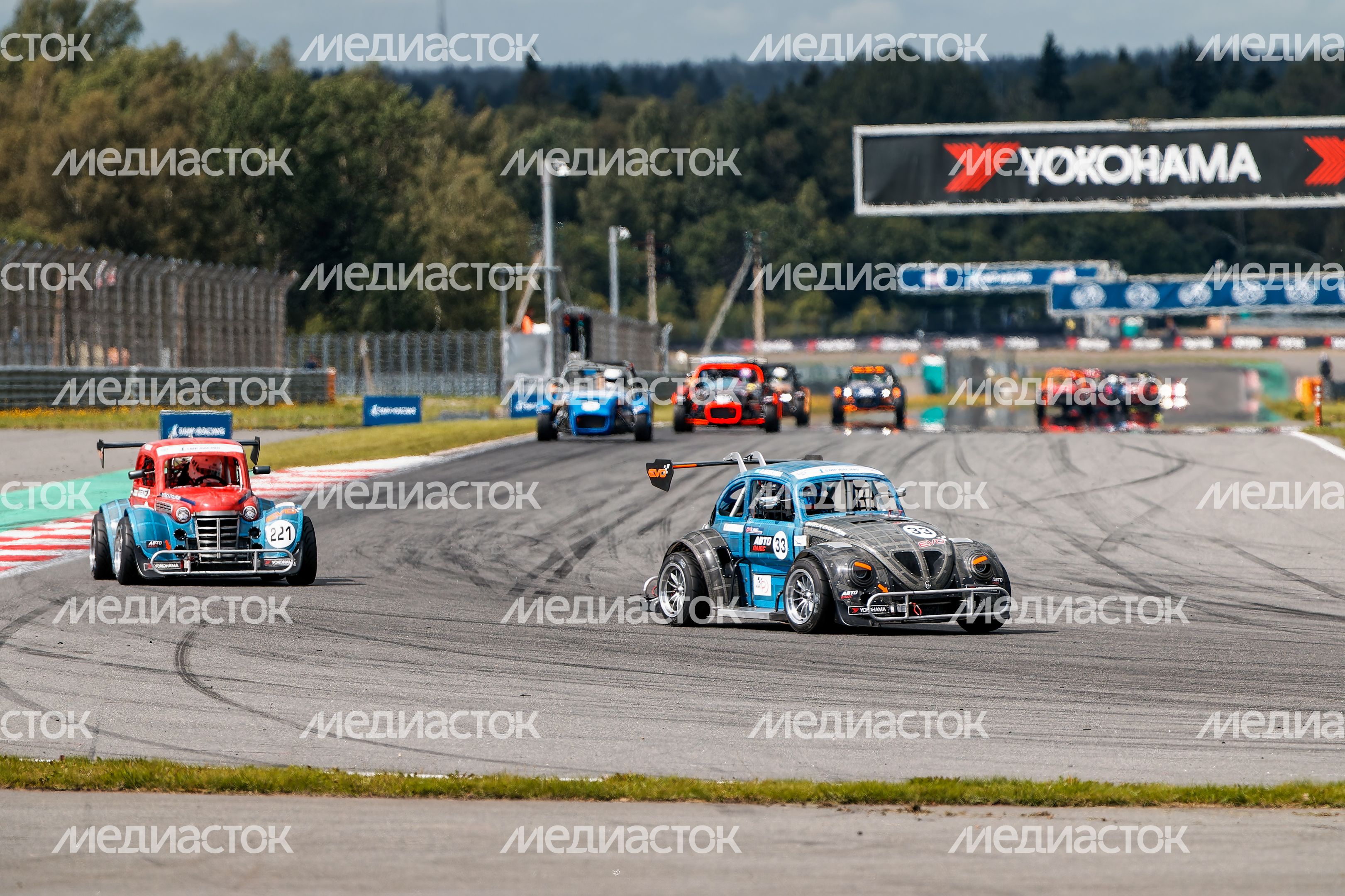 VI этап российской серии кольцевых гонок на автодроме Moscow Raceway