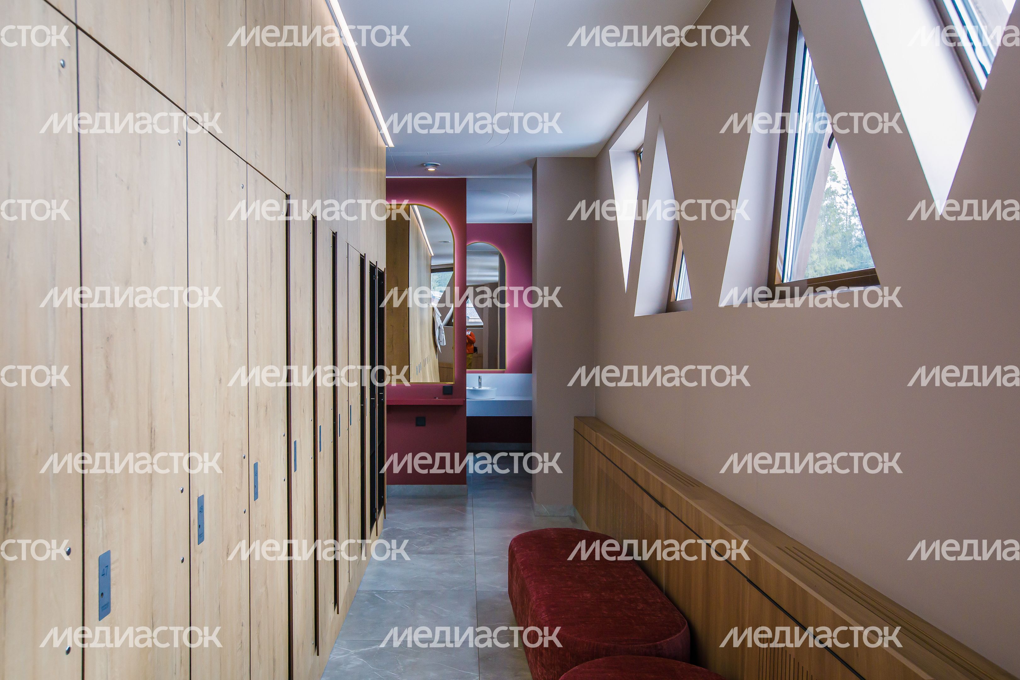 Конноспортивный комплекс Emerald Stables в Клину