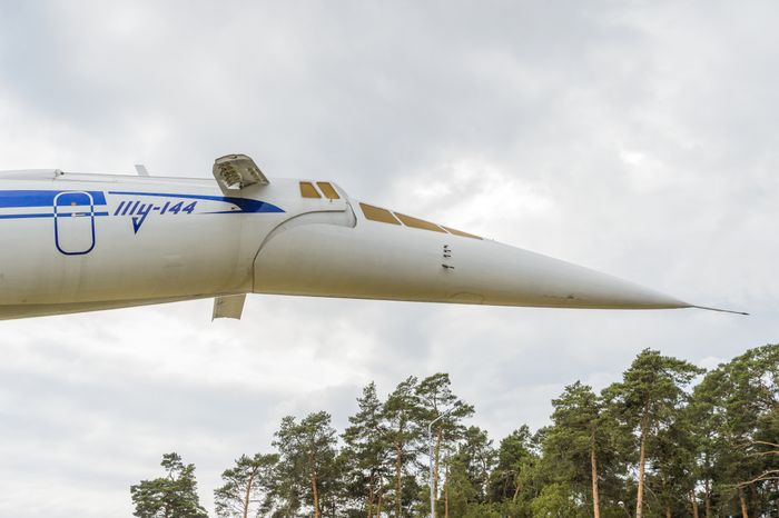 Памятник Ту-144