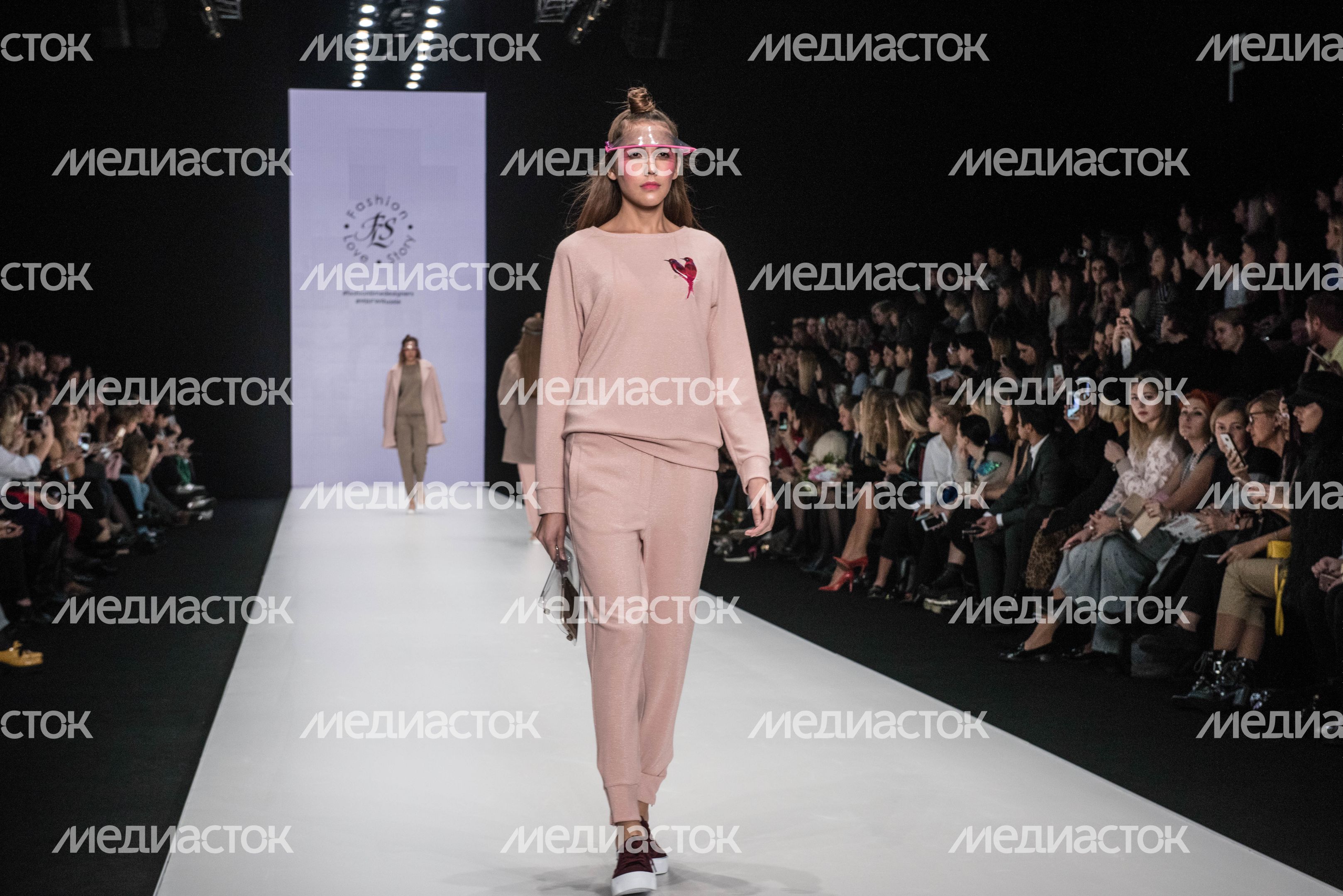 Неделя моды Mercedes-Benz Fashion Week Russia