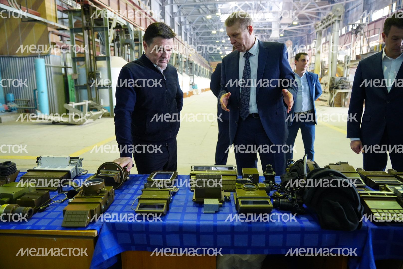 Посещение губернатором завода оптического стекла в Лыткарино