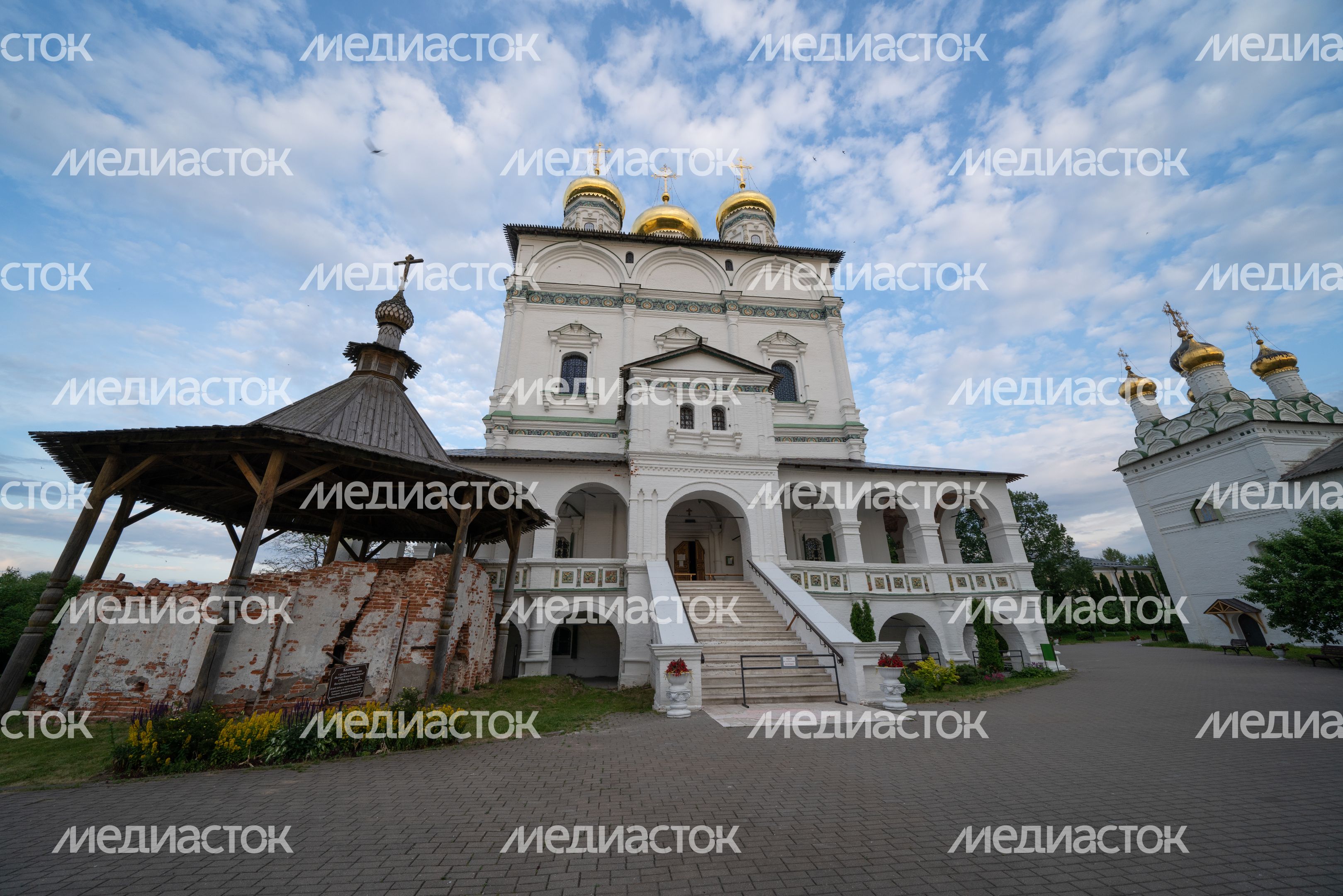 Иосифо-Волоцкий Монастырь Иосифо-Волоцкий Монастырь