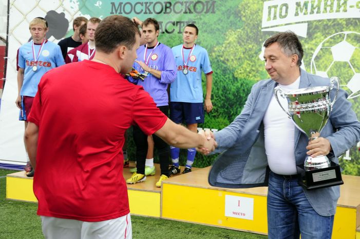 Олег Жолобов на футбольном турнире в СК «Новые Химки»