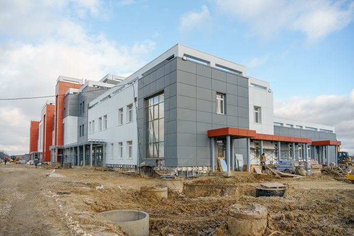 Серпухов. Строительство поликлиники. Ноябрь 2023 г.
