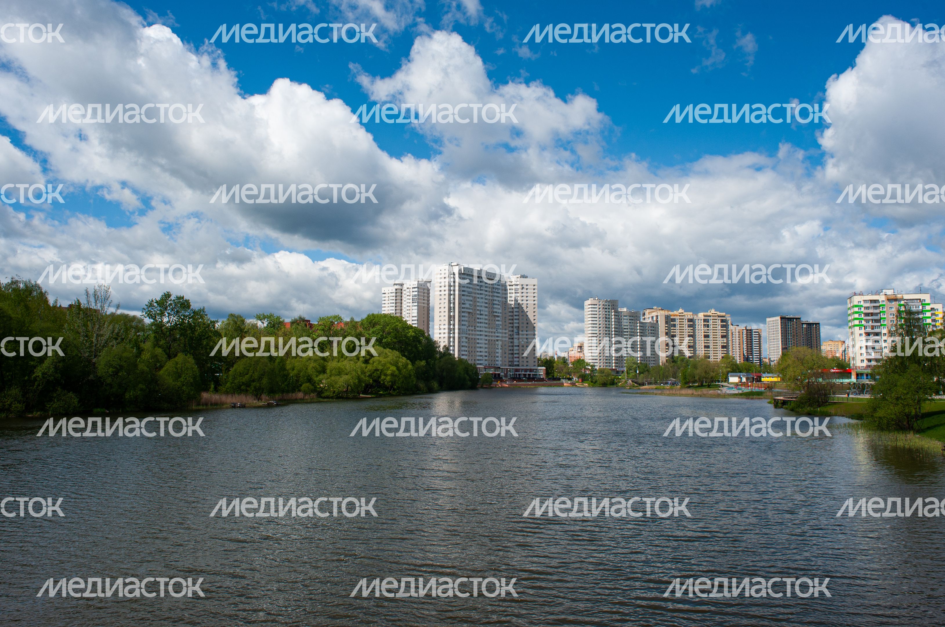 Весенние виды города Пушкино