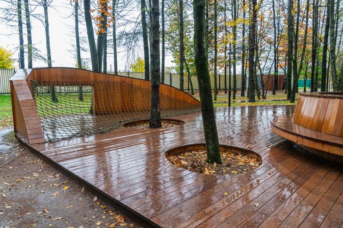 Городской парк «Гучково» в Дедовске осенью