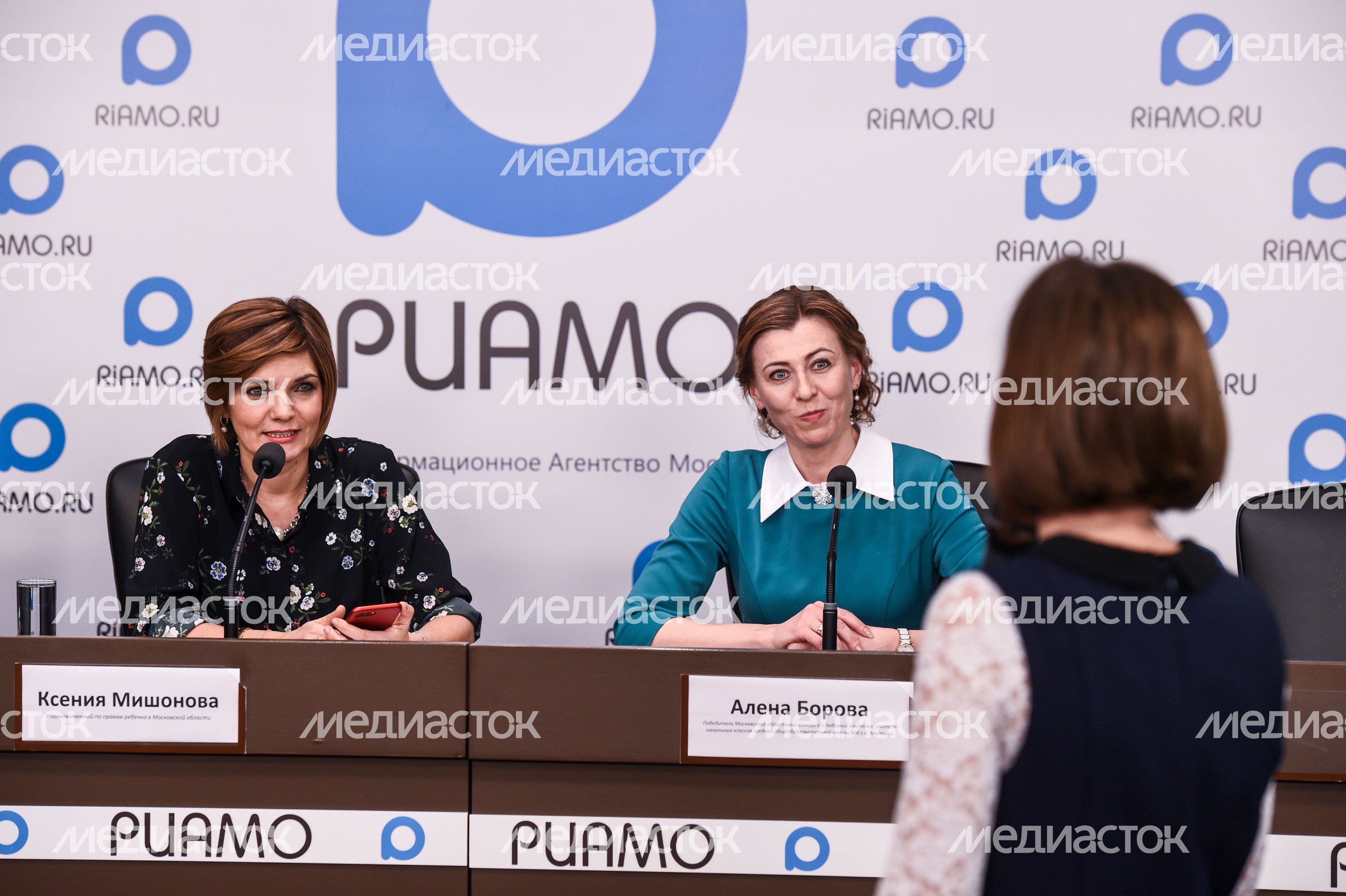 Пресс-конференция Уполномоченного по правам ребенка в Подмосковье Ксении Мишоновой