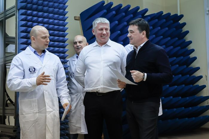Губернатор на предприятии «ВНИИФТРИ» в Солнечногорске​