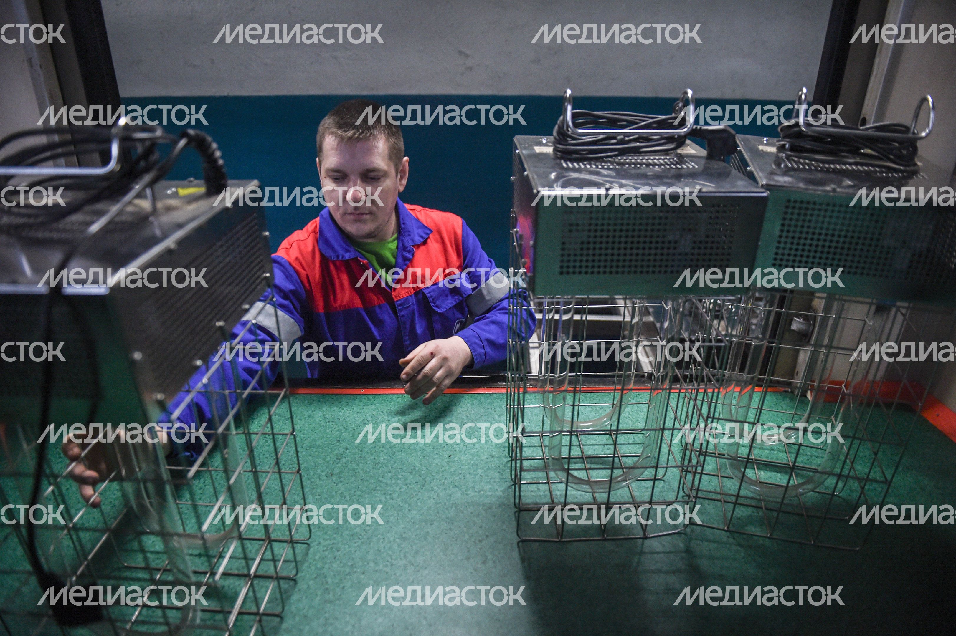 Кварцевание и мытье вагонов метро