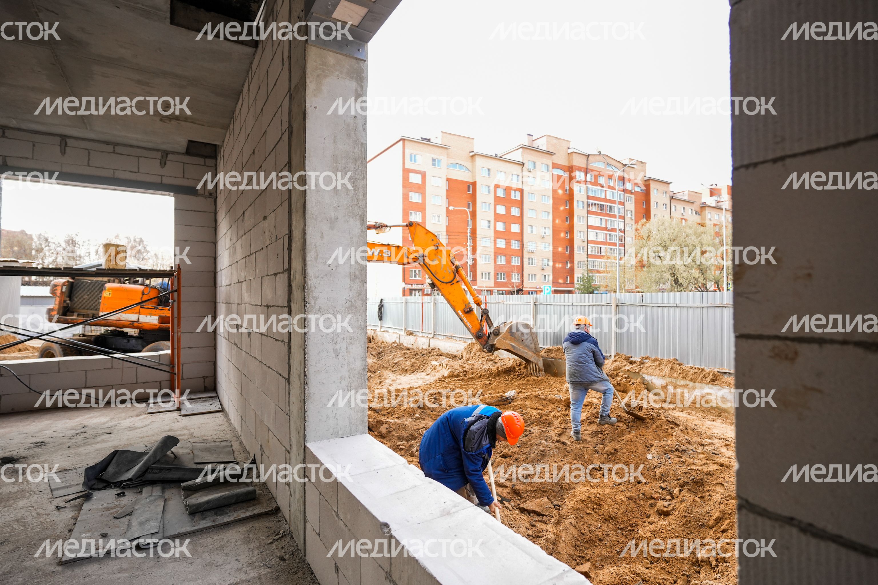 Строительство новой 4-этажной детской поликлиники в Звенигороде Строительство новой 4-этажной детской поликлиники в Звенигороде