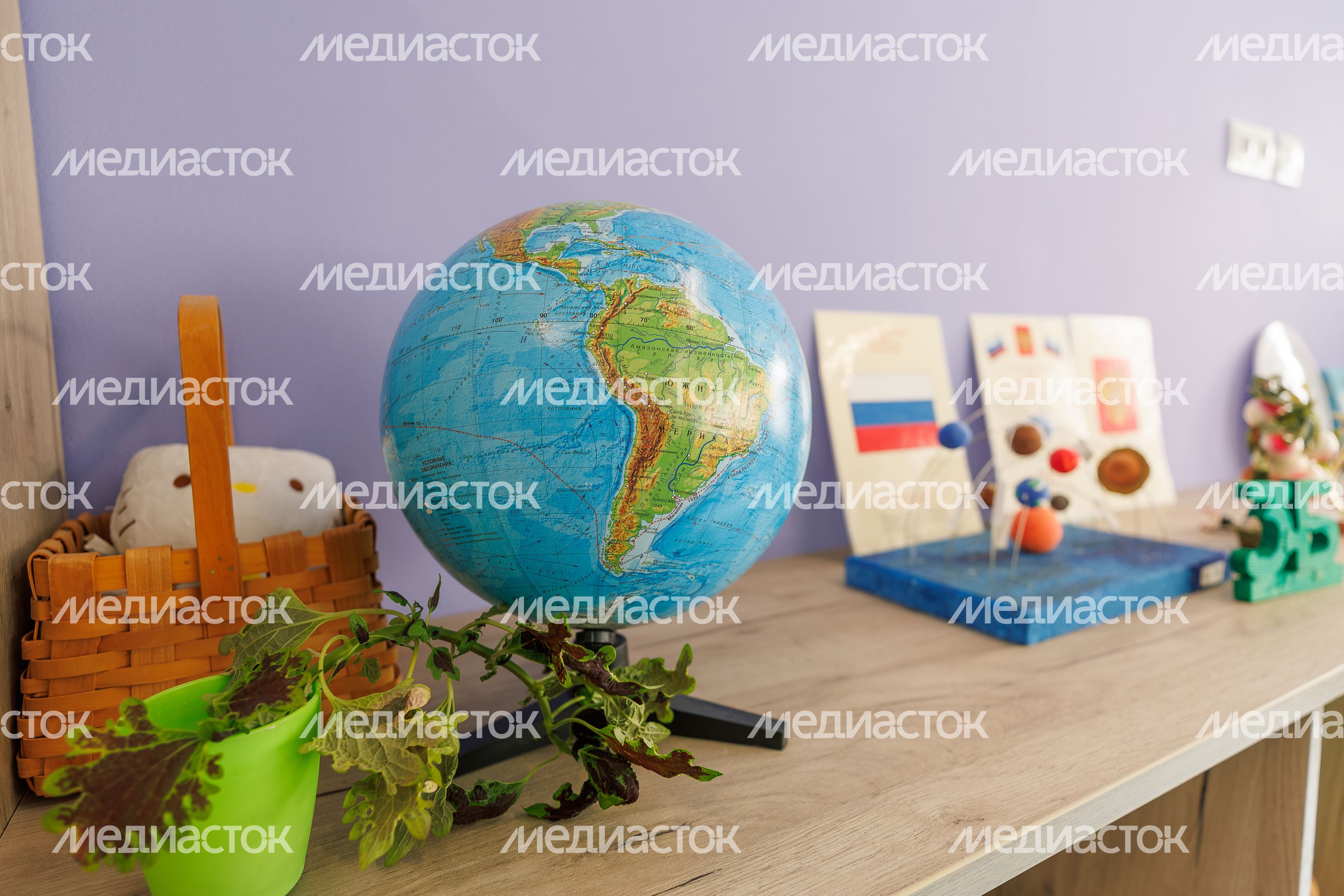 Урок для учеников начальных классов в новом корпусе Гимназии №6 в Солнечногорске Урок для учеников начальных классов в новом корпусе Гимназии №6 в Солнечногорске