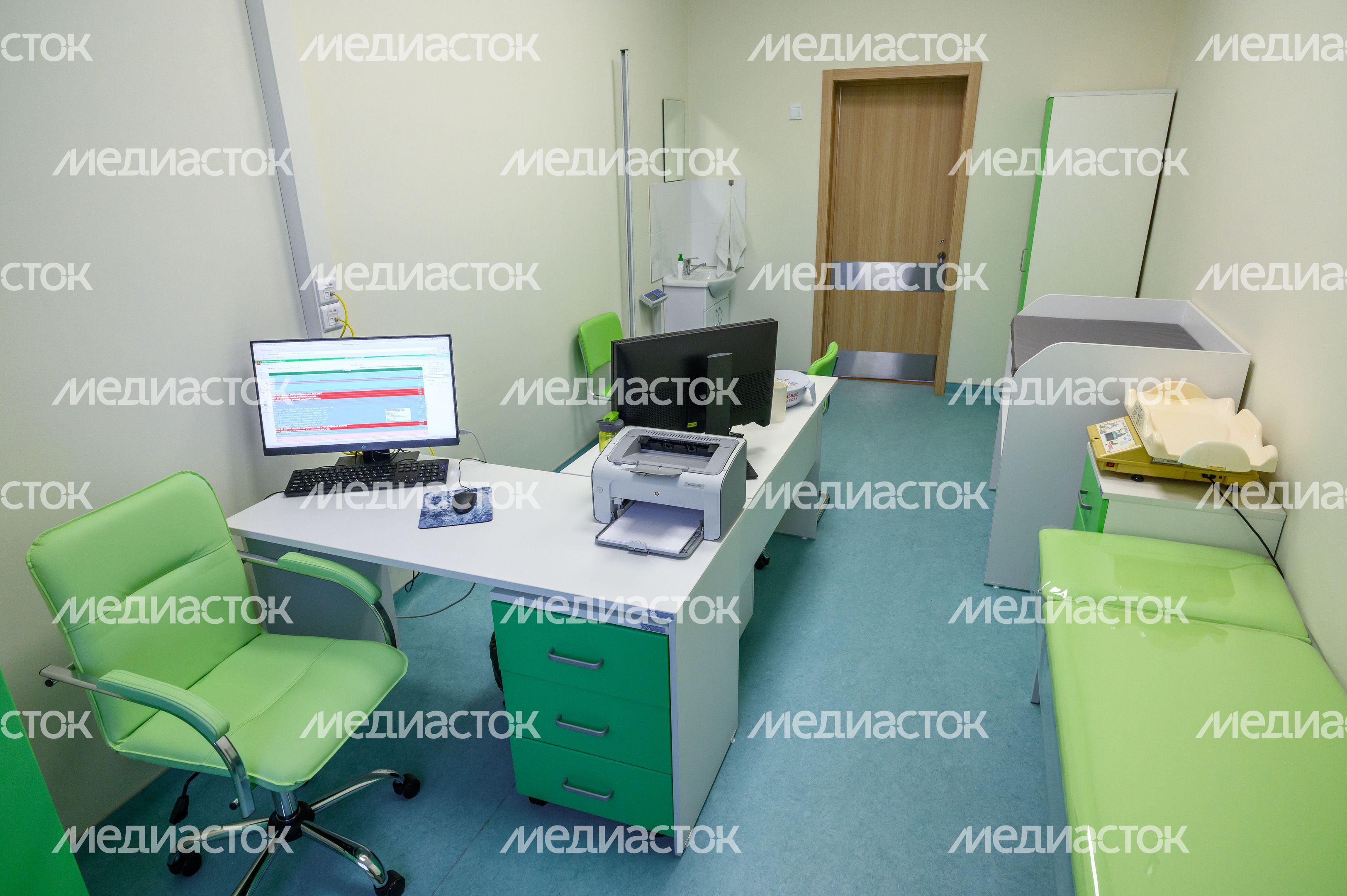 Кабинет педиатра в Шатурской детской поликлинике после ремонта Кабинет педиатра в Шатурской детской поликлинике после ремонта