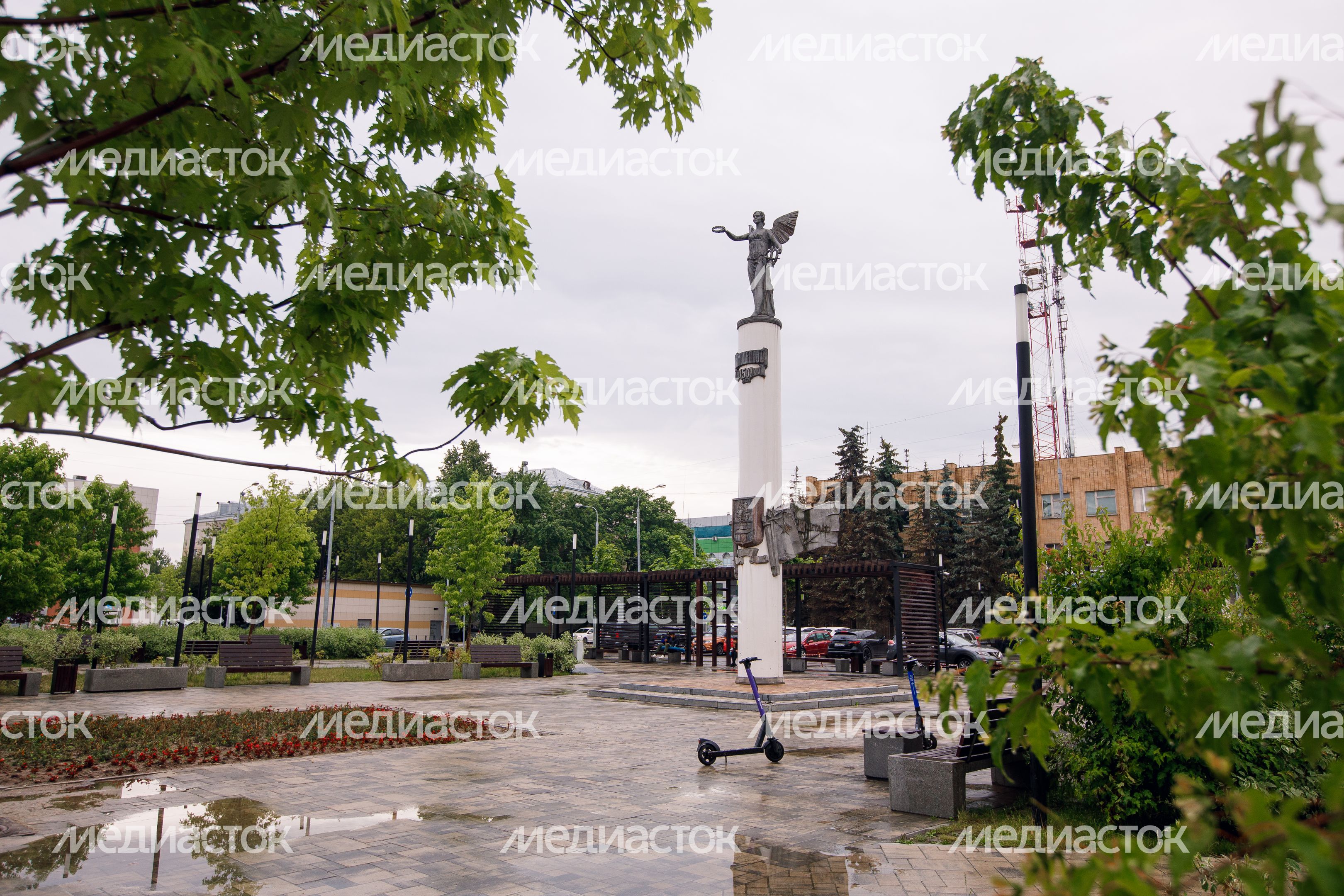 Монумент 50-летия Домодедово