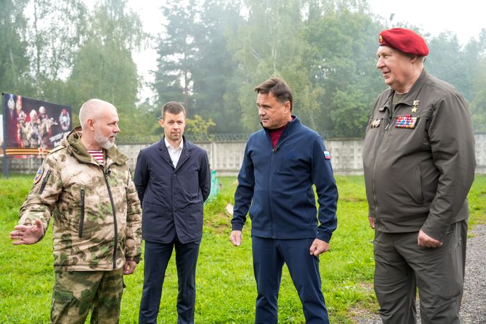 Андрей Воробьев и Владимир Соловьев посетили центр спецподготовки "Витязь" в Балашихе