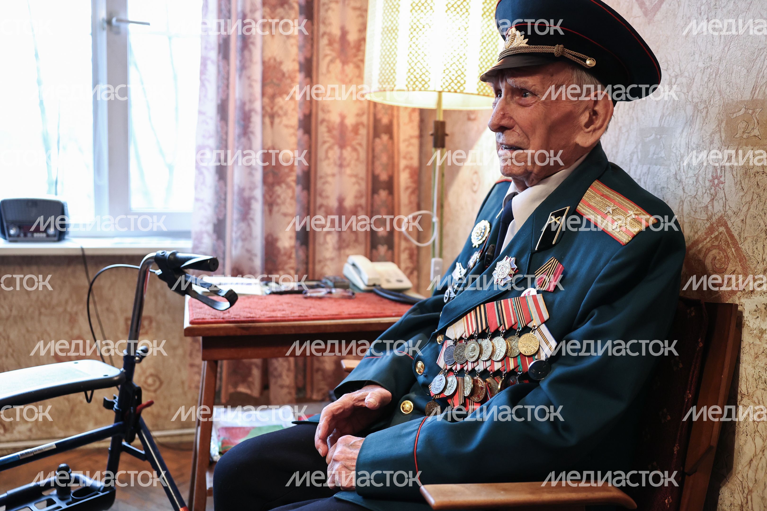 Ветерану войны Александру Золотову присвоили звание Почетного гражданина Московской области Ветерану войны Александру Золотову присвоили звание Почетного гражданина Московской области