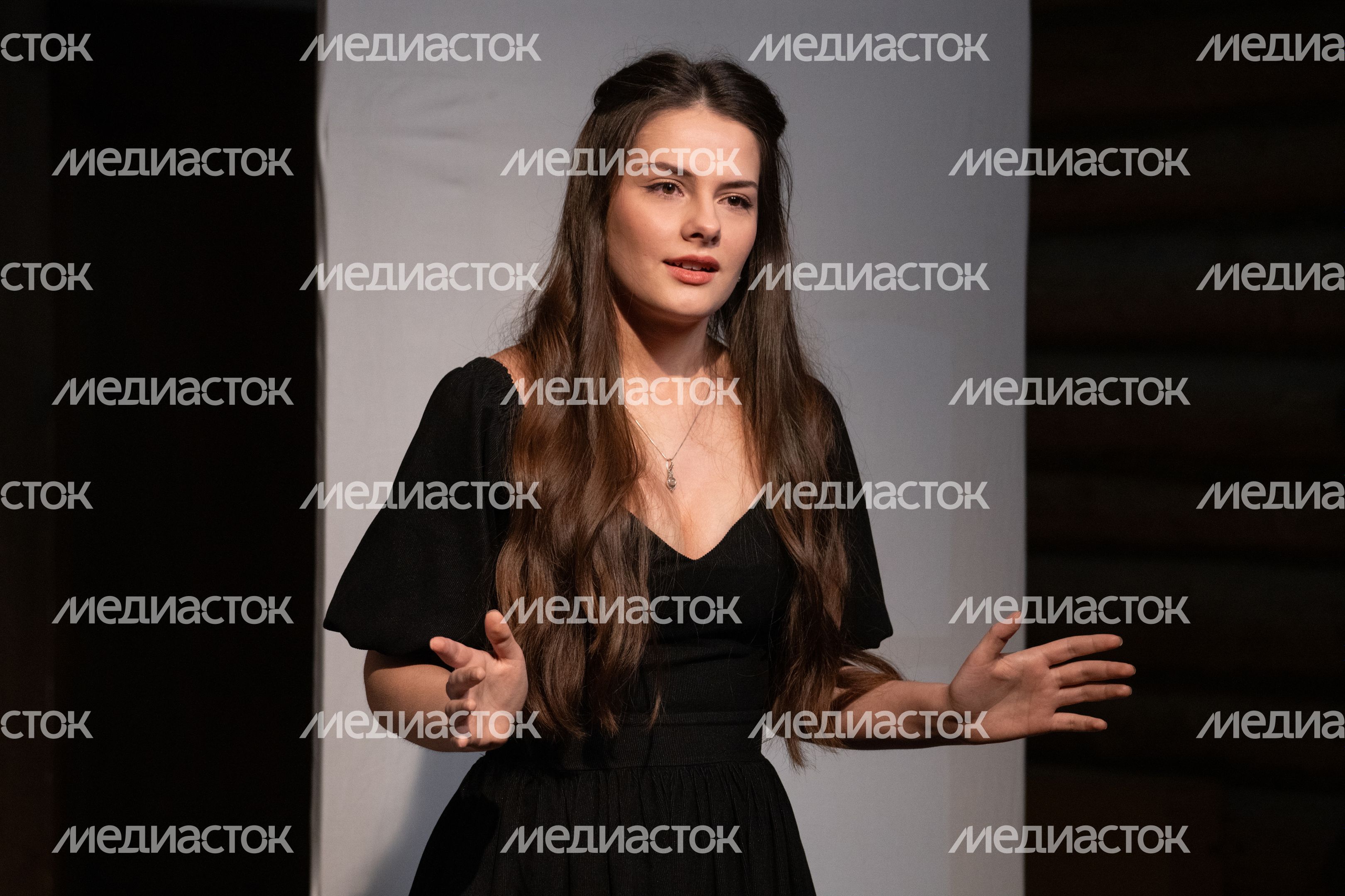 Лодина Анастасия на Международном конкурсе чтецких работ им. А.П. Чехова в музее-заповеднике «Мелихово» Лодина Анастасия на Международном конкурсе чтецких работ им. А.П. Чехова в музее-заповеднике «Мелихово»