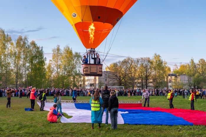 Воздушные шары поднялись в небо над Клином в фестивале воздухоплавания «Город на ладони»