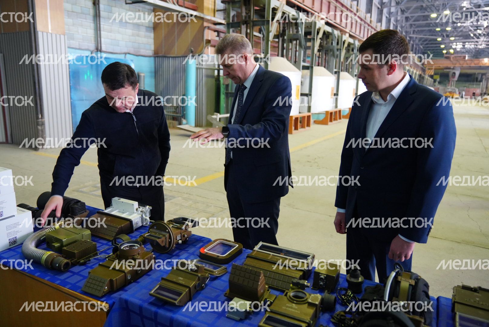 Посещение губернатором завода оптического стекла в Лыткарино
