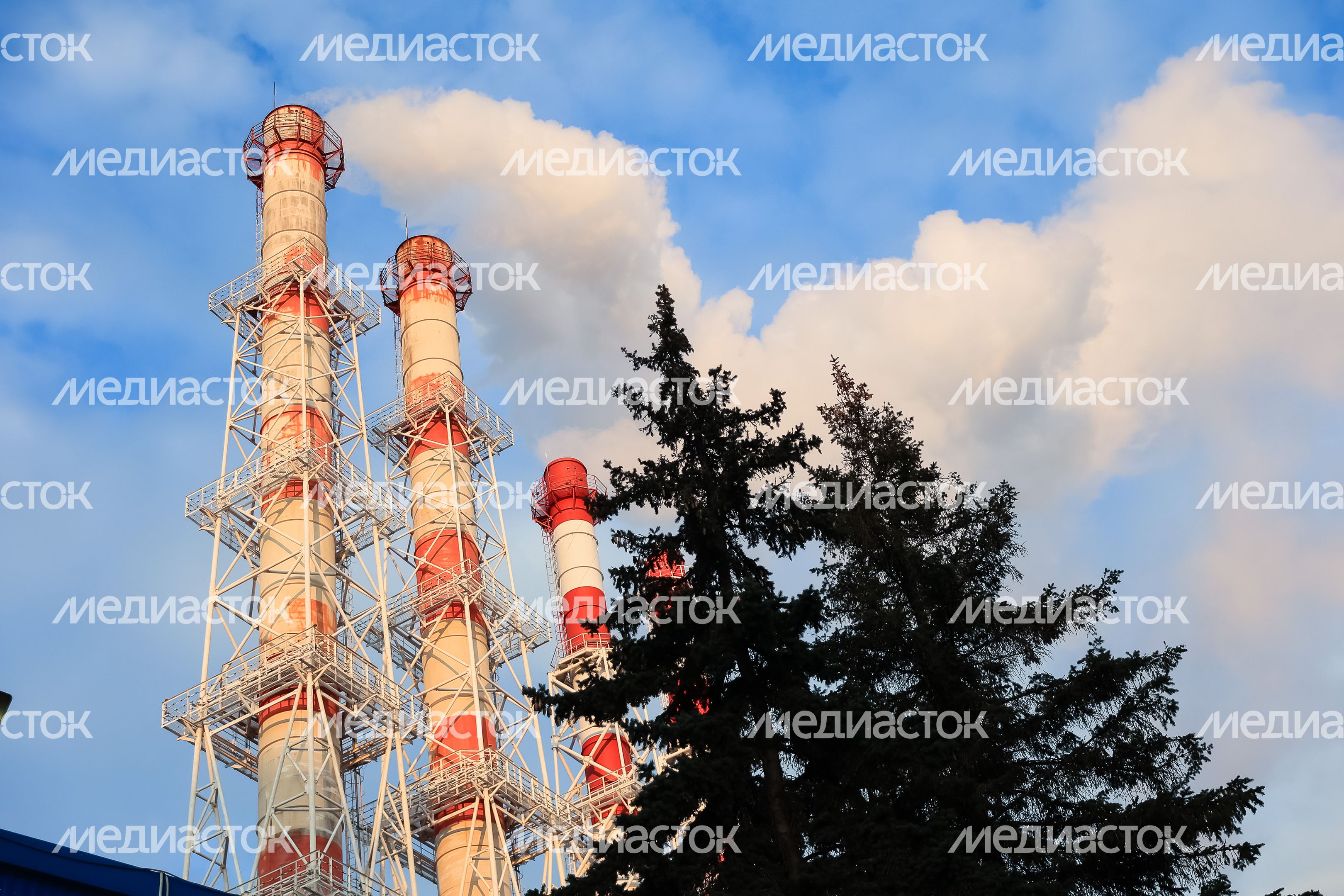 Посещение губернатором Подмосковья мкр. Новые Химки