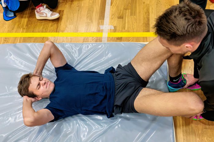 Спортивный проект «Тот самый физрук»: конкурс учителей физкультуры и старшеклассников