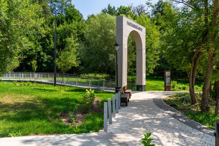 Новая туристическая тропа в Звенигороде – пешеходная зона «Малиновый овраг»