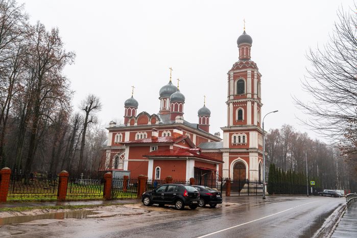 Церковь Всех Святых в Серпухове