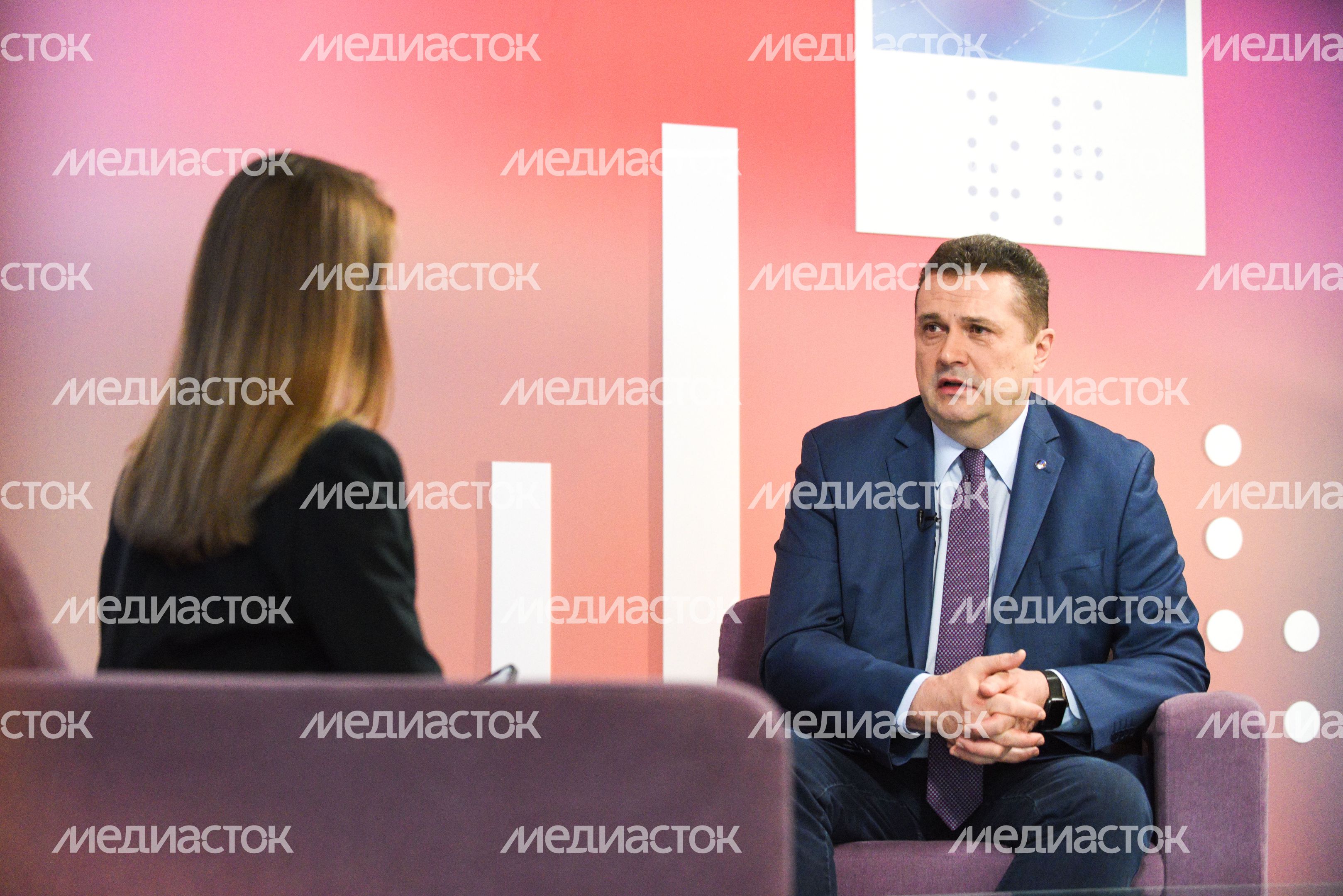 Интервью с журналистами перед церемонией вручения премии «Медиана».