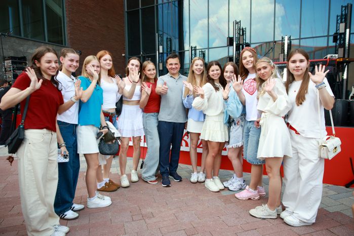 Андрей Воробьев поздравил победителей и призеров заключительного этапа Всероссийской олимпиады школьников