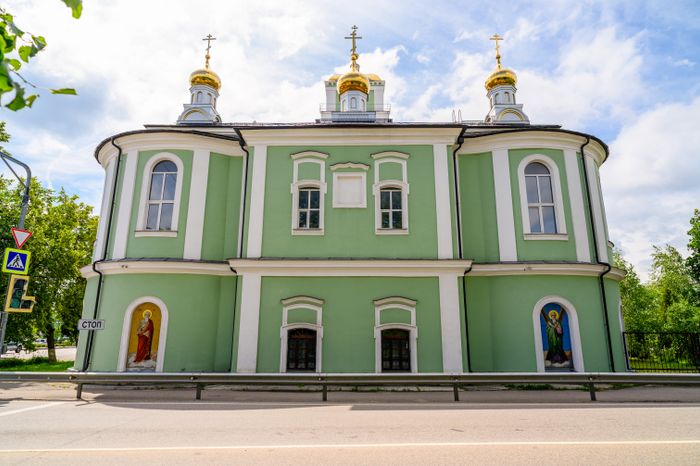 Церковь Троицы Живоначальной в Старой Купавне Богородского округа