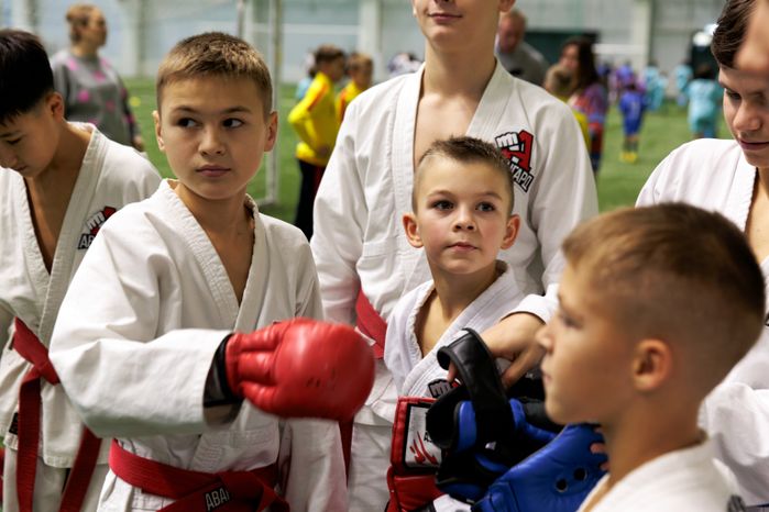 Гала-матч «Чемпионата Победителей» с участием звездных футболистов в Домодедово