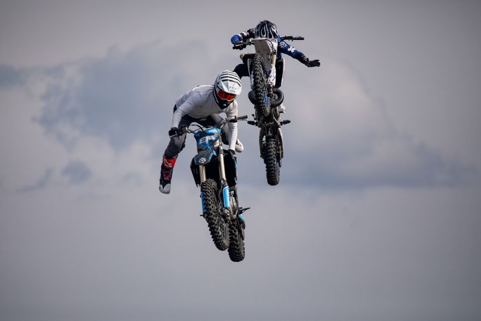 Шоу команды мотофристайла FMX13 в Лобне