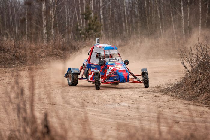 Гонки по кроссу на автомобилях и багги на Кубок Kramar Motorsport в Раменском округе