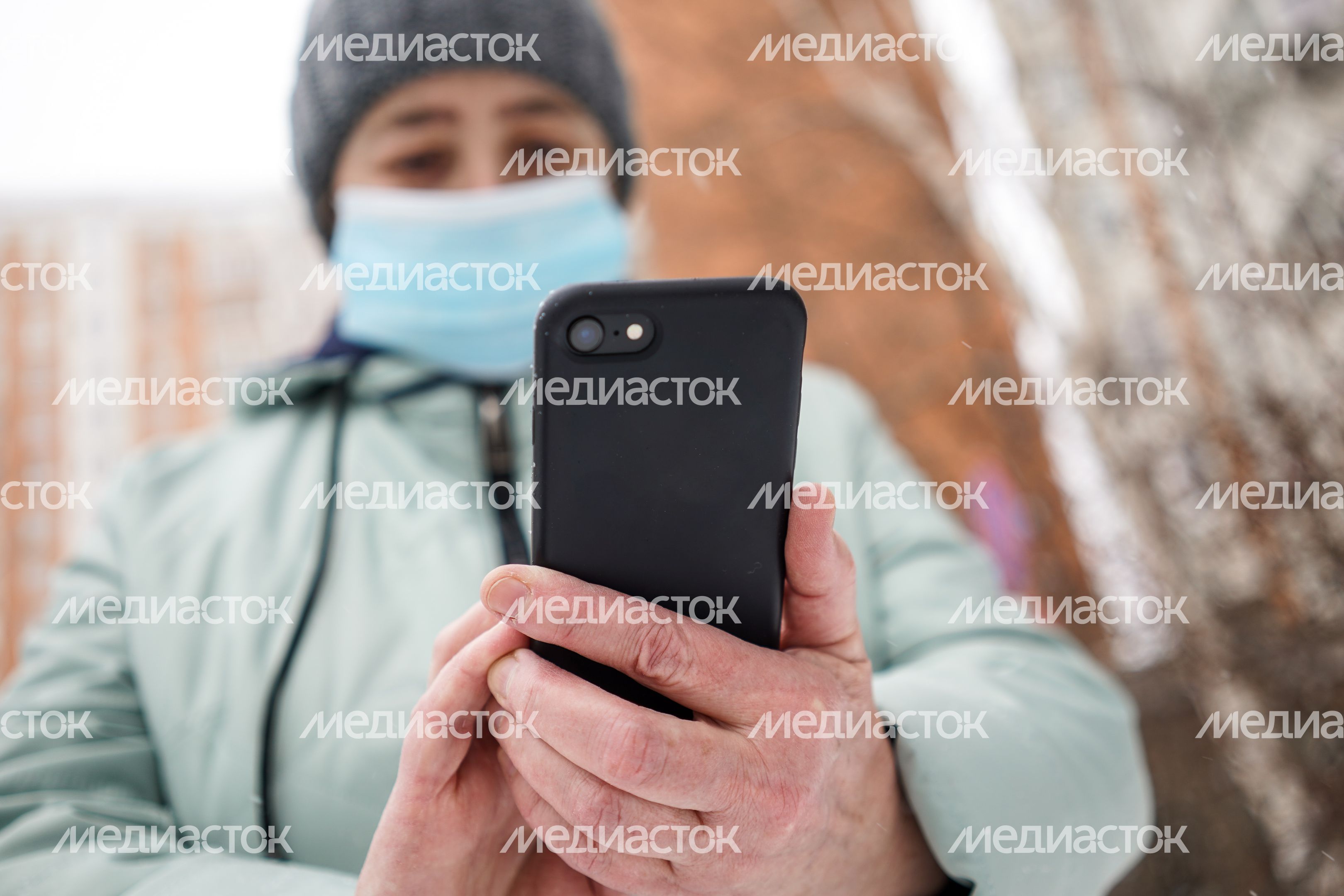 Мобильные телефоны