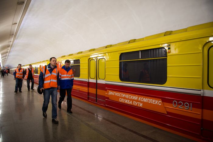 Диагностический поезд «Синергия 2» в Московском метрополитене