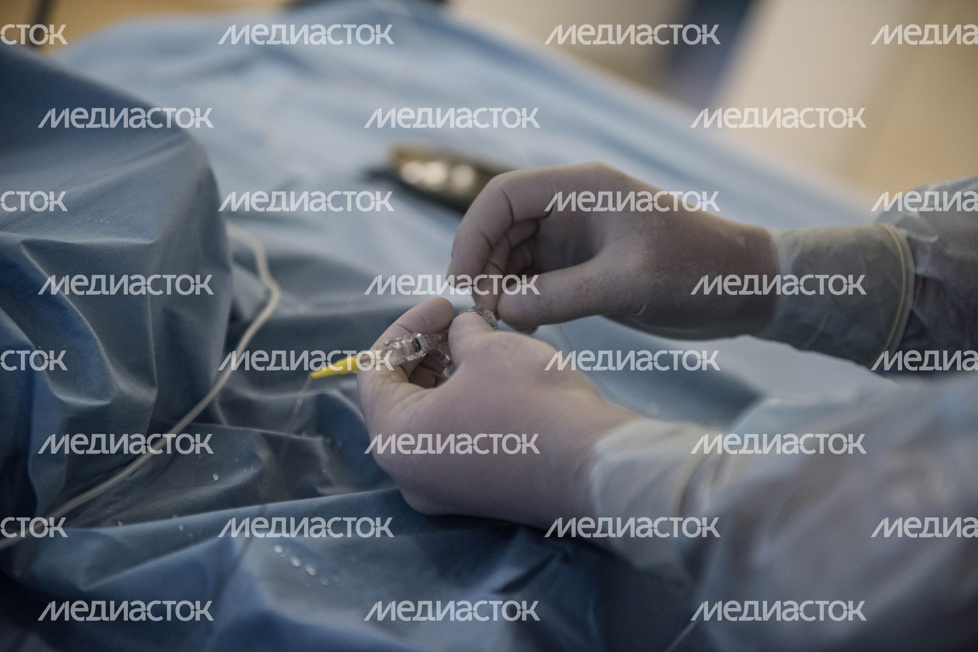 Работа врачей ГКБ №31 в реанимации