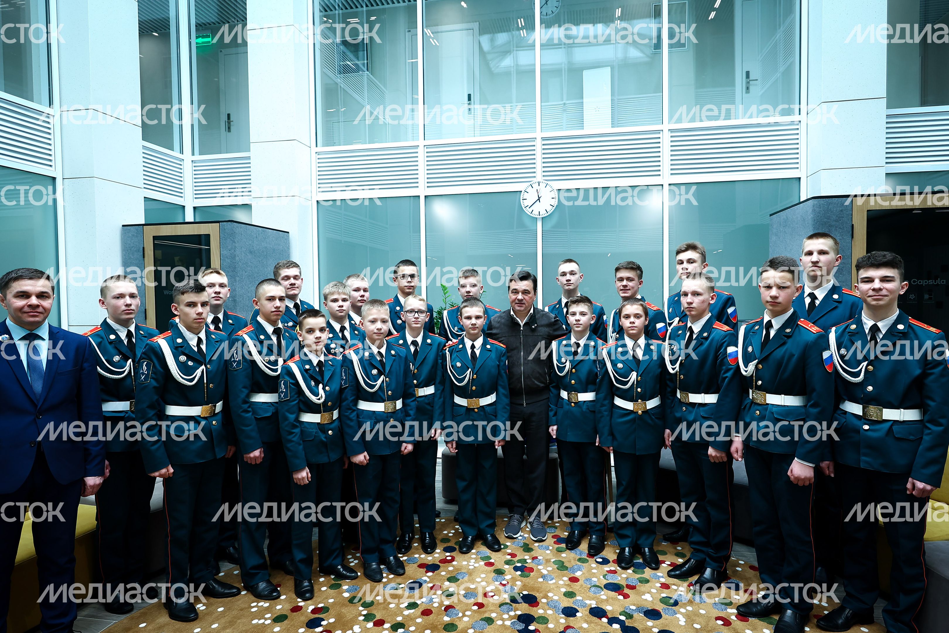 Встреча Губернатора Подмосковья с ребятами из кадетской школы «Корабелы Прионежья» Встреча Губернатора Подмосковья с ребятами из кадетской школы «Корабелы Прионежья»