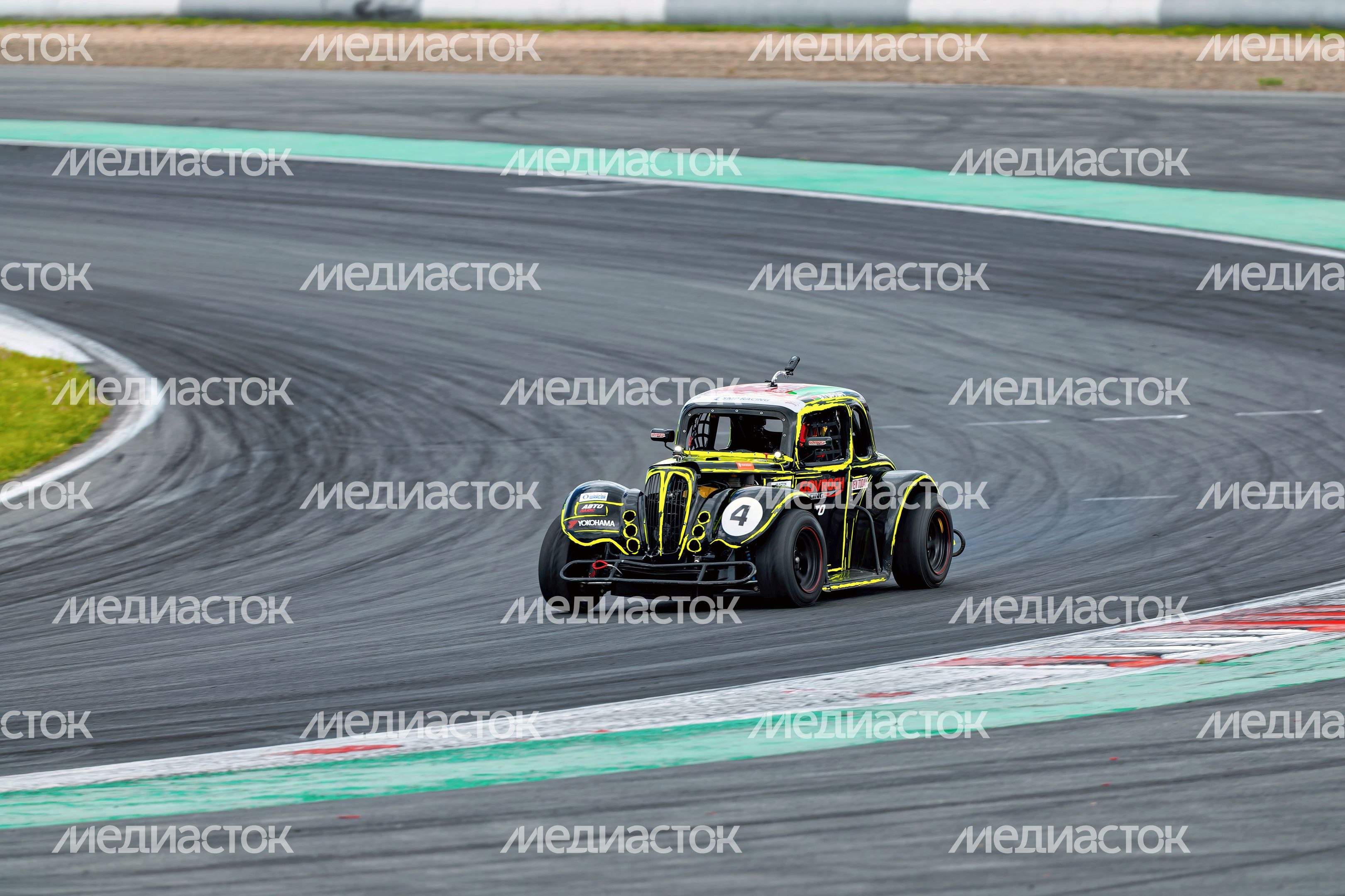 Российская серия кольцевых гонок сезона 2026 года на трассе Moscow Raceway в Волоколамском округе Российская серия кольцевых гонок сезона 2026 года на трассе Moscow Raceway в Волоколамском округе