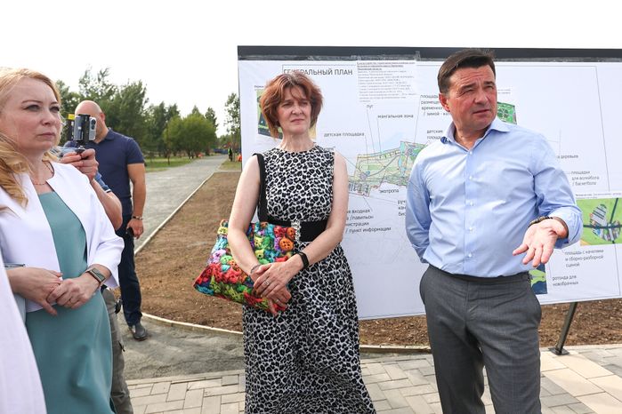 Проверка хода работ по благоустройству территории вокруг озера Бельское в городском округе Бронницы Губернатором Подмосковья