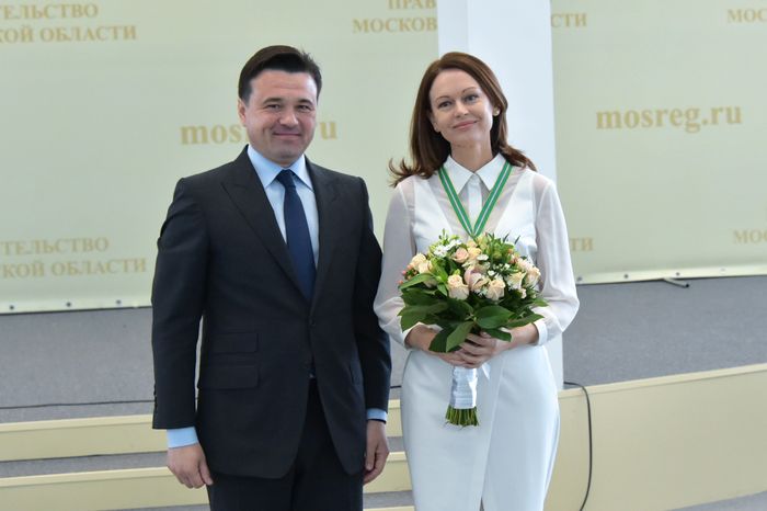 А. Воробьев поздравил жителей Подмосковья с наступающим Днем России