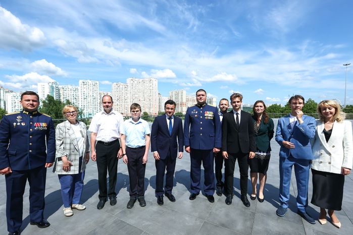 Губернатор поздравил подмосковных школьников, набравших 300 баллов на ЕГЭ