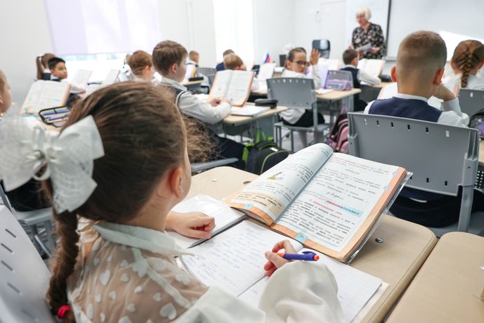 В Химках по президентской программе модернизировали одну из старейших в городе школ