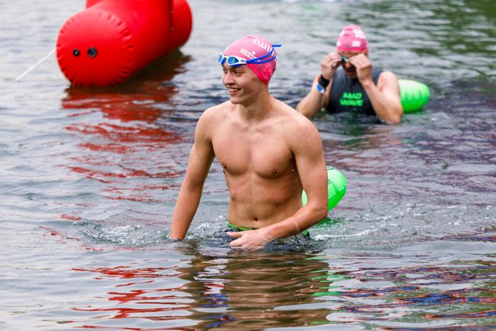 Заплыв на открытой воде Swimcup на Кореневском карьере в Люберцах