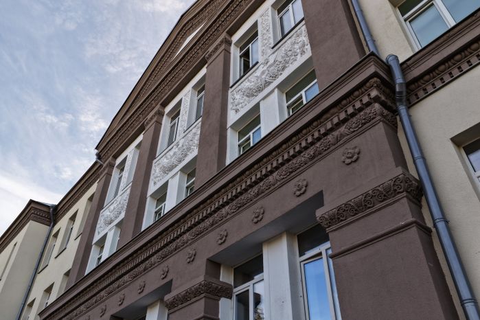 В Химках по президентской программе модернизировали одну из старейших в городе школ