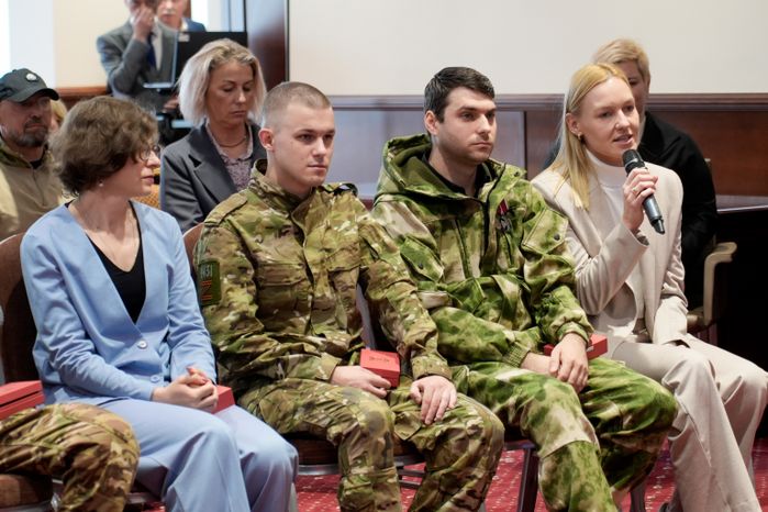 Вручение ключей от автомобилей ветеранам СВО и семьям погибших Героев