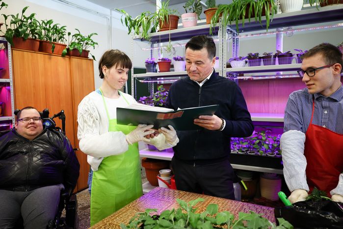 Губернатор навестил ребят, воспитывающихся в Семейном центре «Дмитровский»