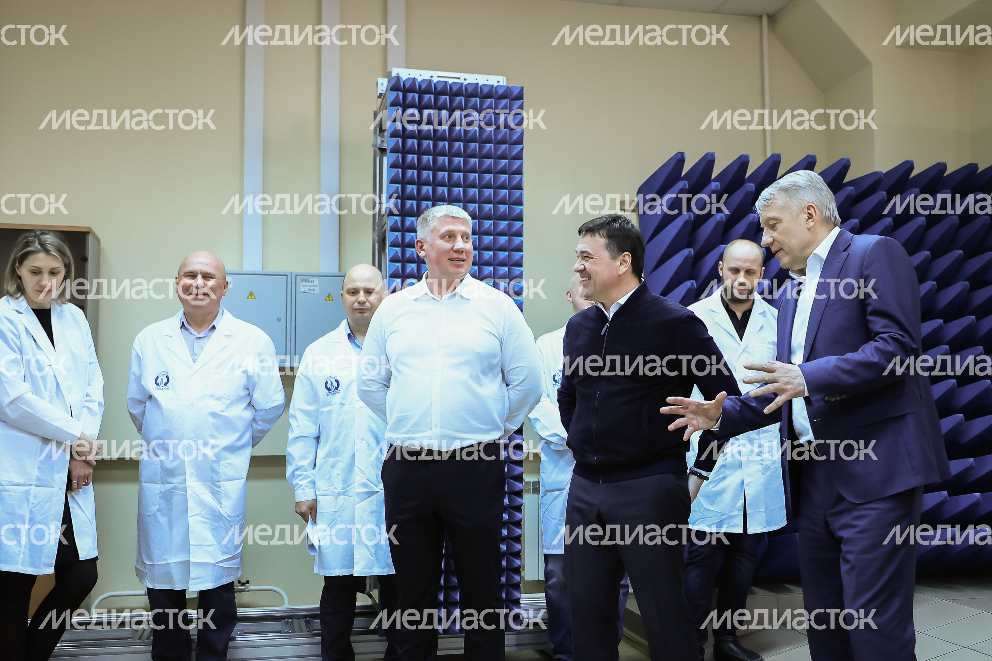 Губернатор на предприятии «ВНИИФТРИ» в Солнечногорске​