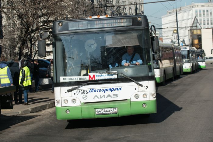 Компенсационные автобусы «М» на участке Калужско-Рижской линии метро
