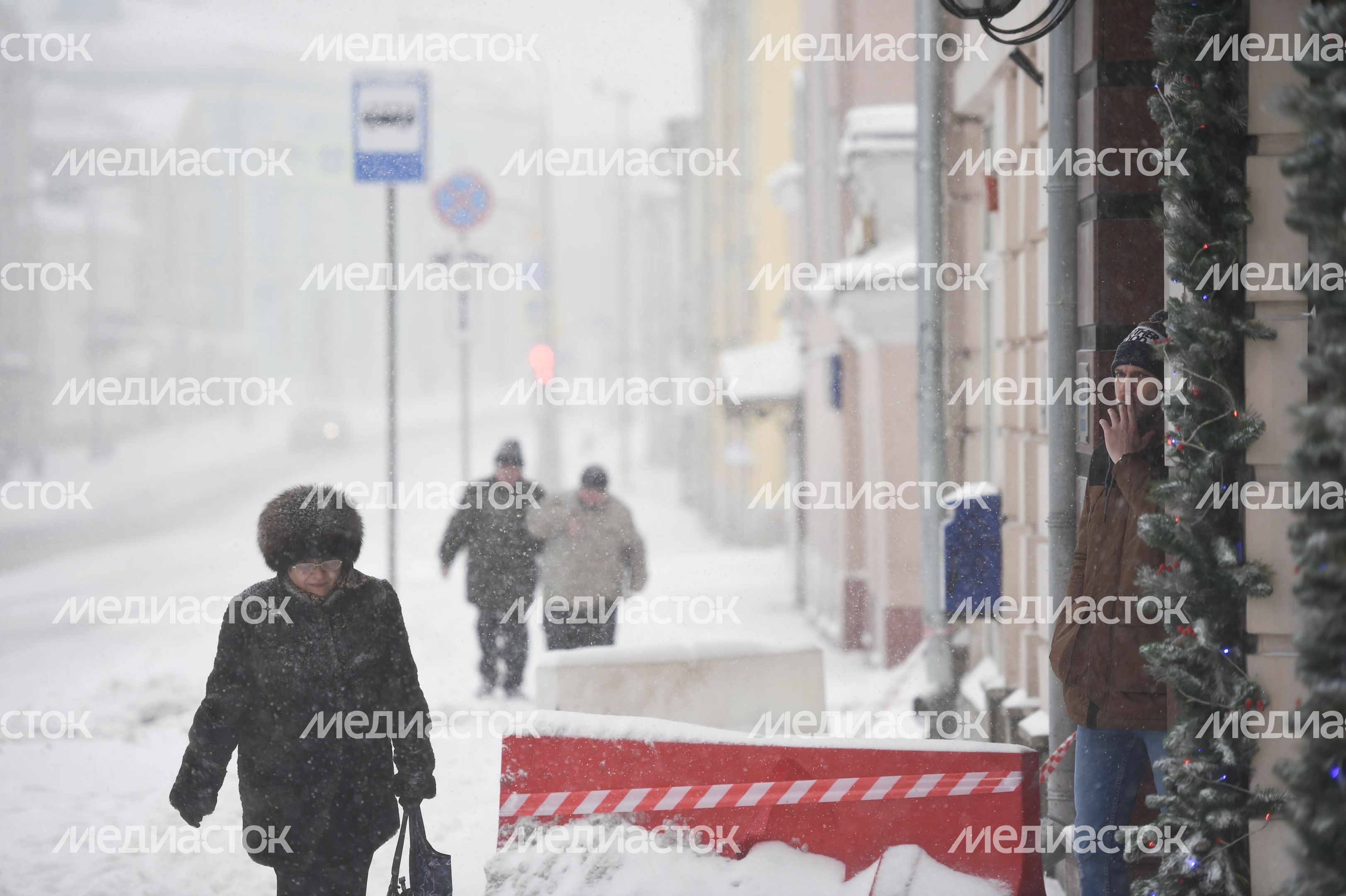 Рекордный снегопад в Москве и Подмосковье